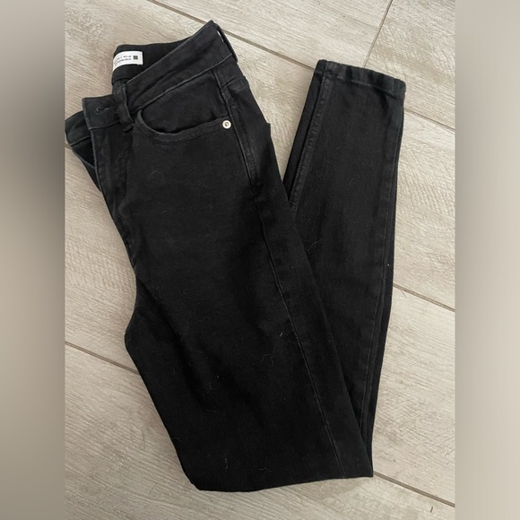 Size 2 Zara Denim Skinny Jeans, Black - Picture 6 of 8